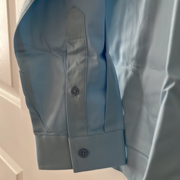 Men’s Button Down Dress Shirt - Picture 5 of 7